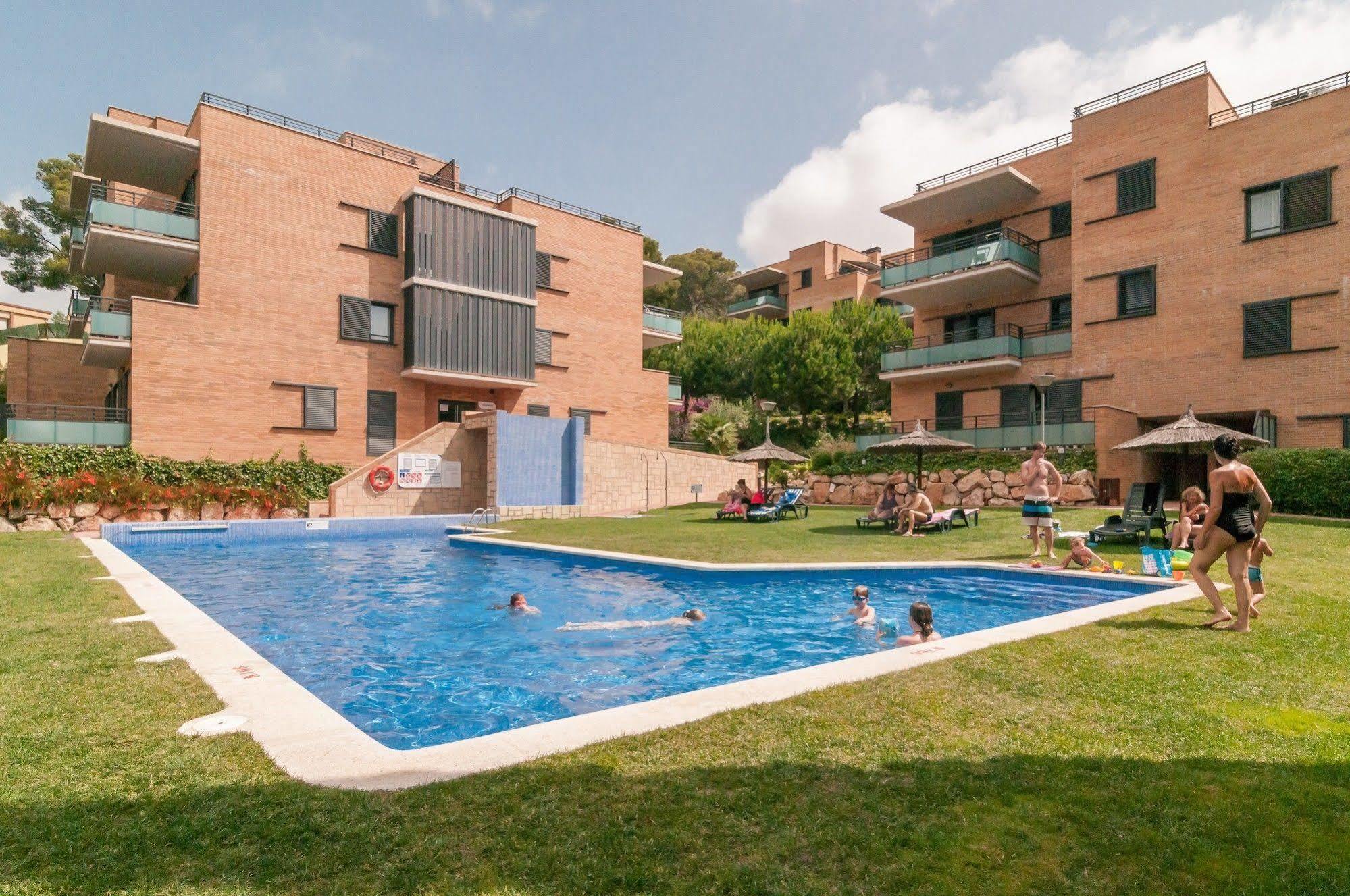 Pierre & Vacances Salou Apartment Exterior photo